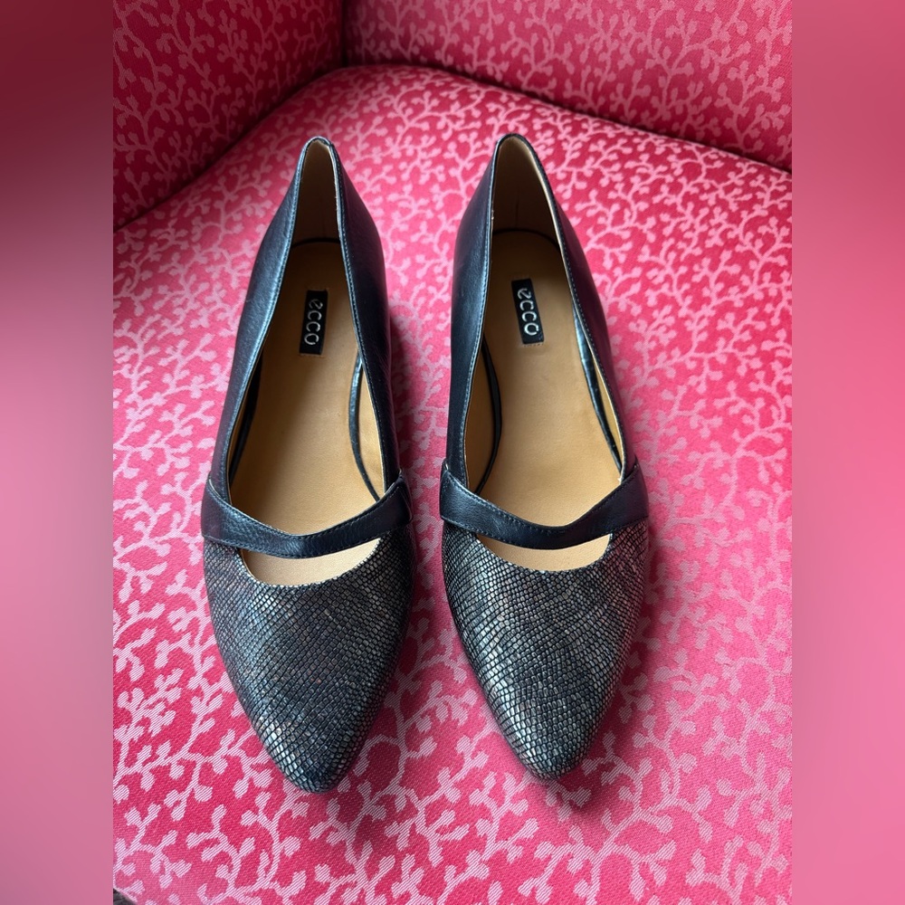 Ecco Akita Flats, Black & Multi Metallic, Size 40 - Picture 9 of 16